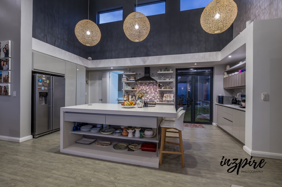 4 Bedroom Property for Sale in Village On Sea Western Cape